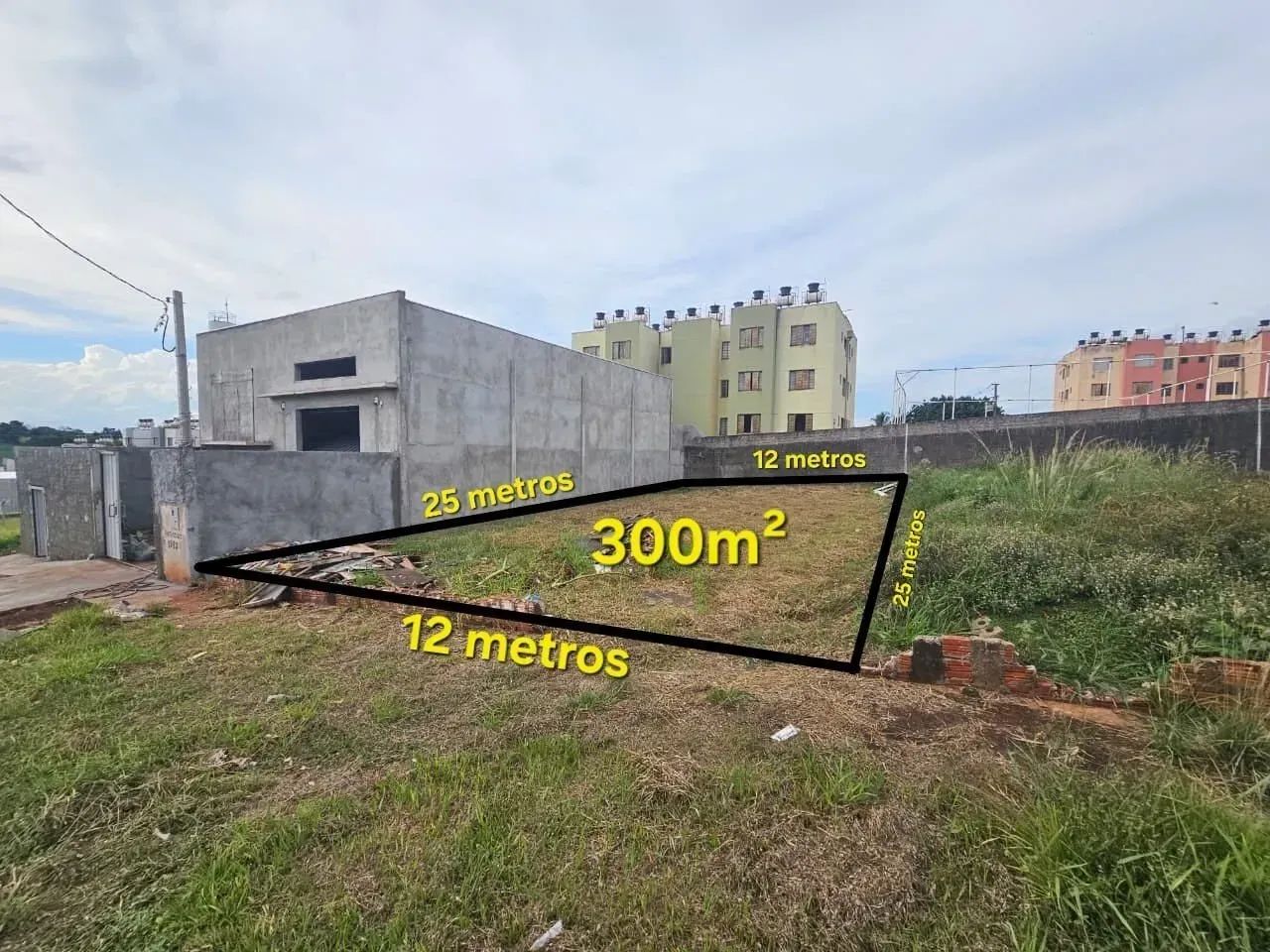 Terreno inteiro a venda em Maringá pronto para construir - Foto 3