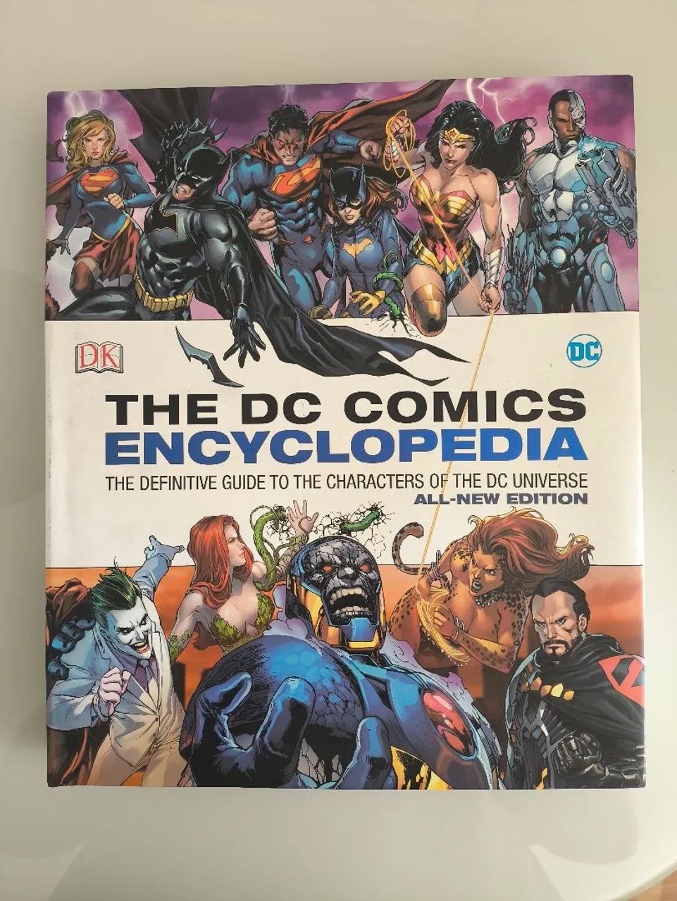Enciclopédia Marvel e DC - Importado  - Foto 2