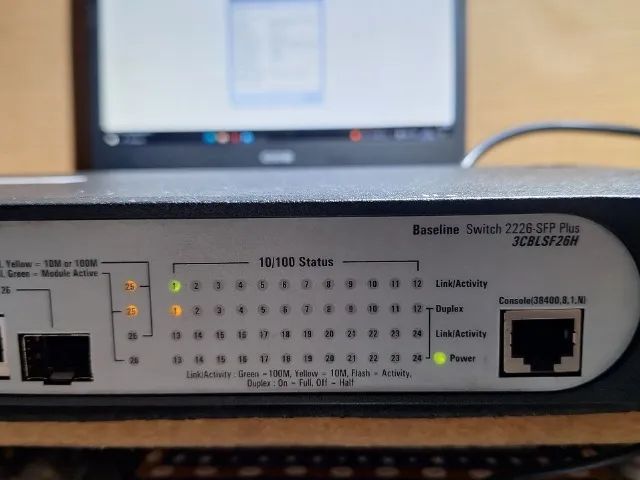 SWITCH BASELINE 3COM 24 PORTAS 