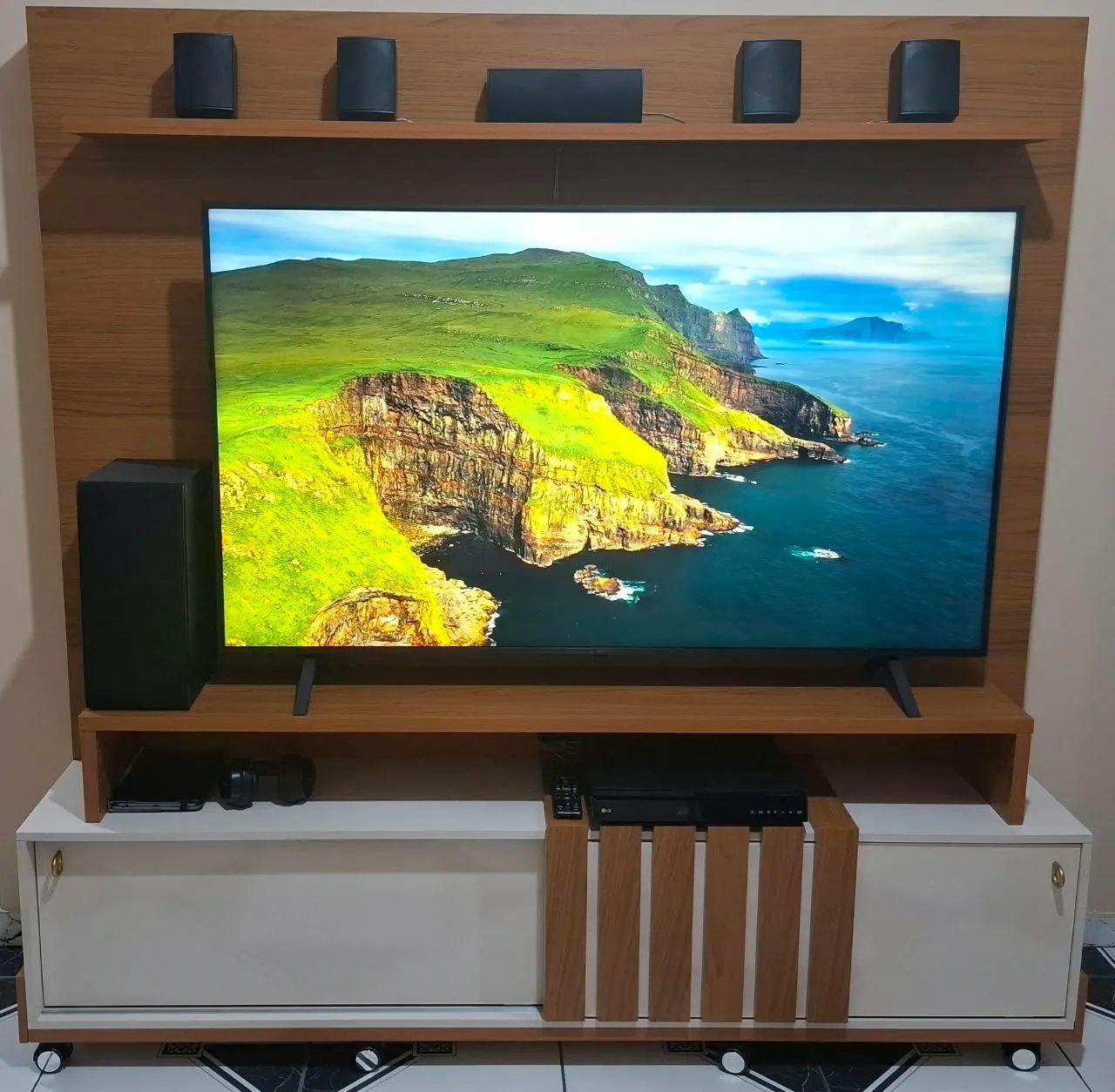 TV LG SMART 60 Polegadas 4K + RACK  - SEMINOVO
