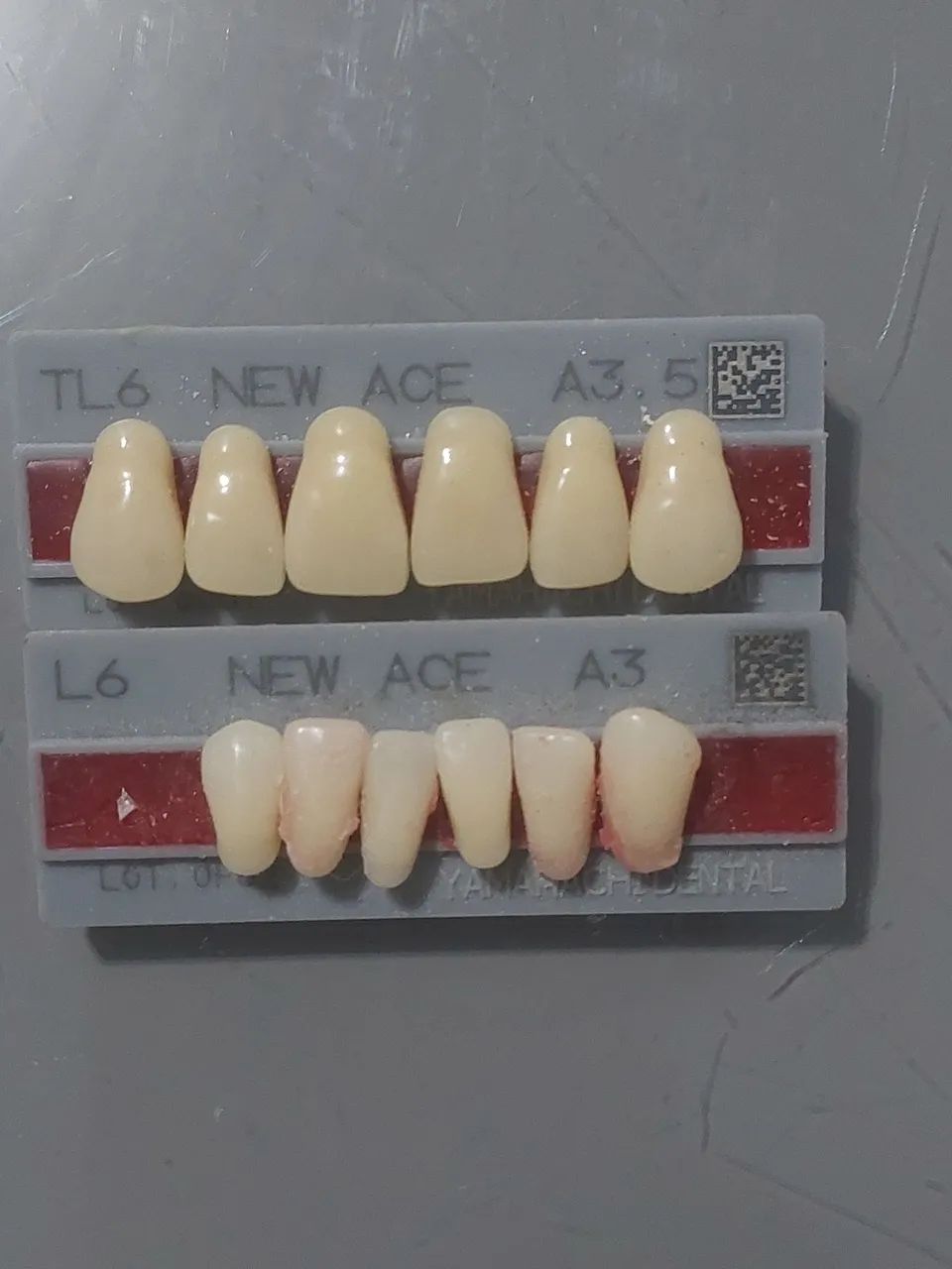 Lote de Placas de dentes de resina - Foto 4