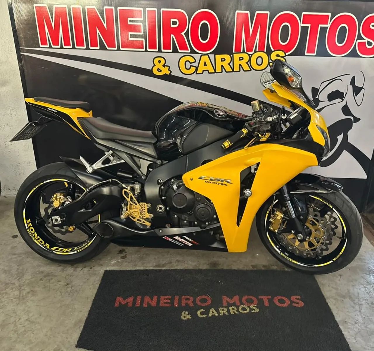 CBR 1000 RR 