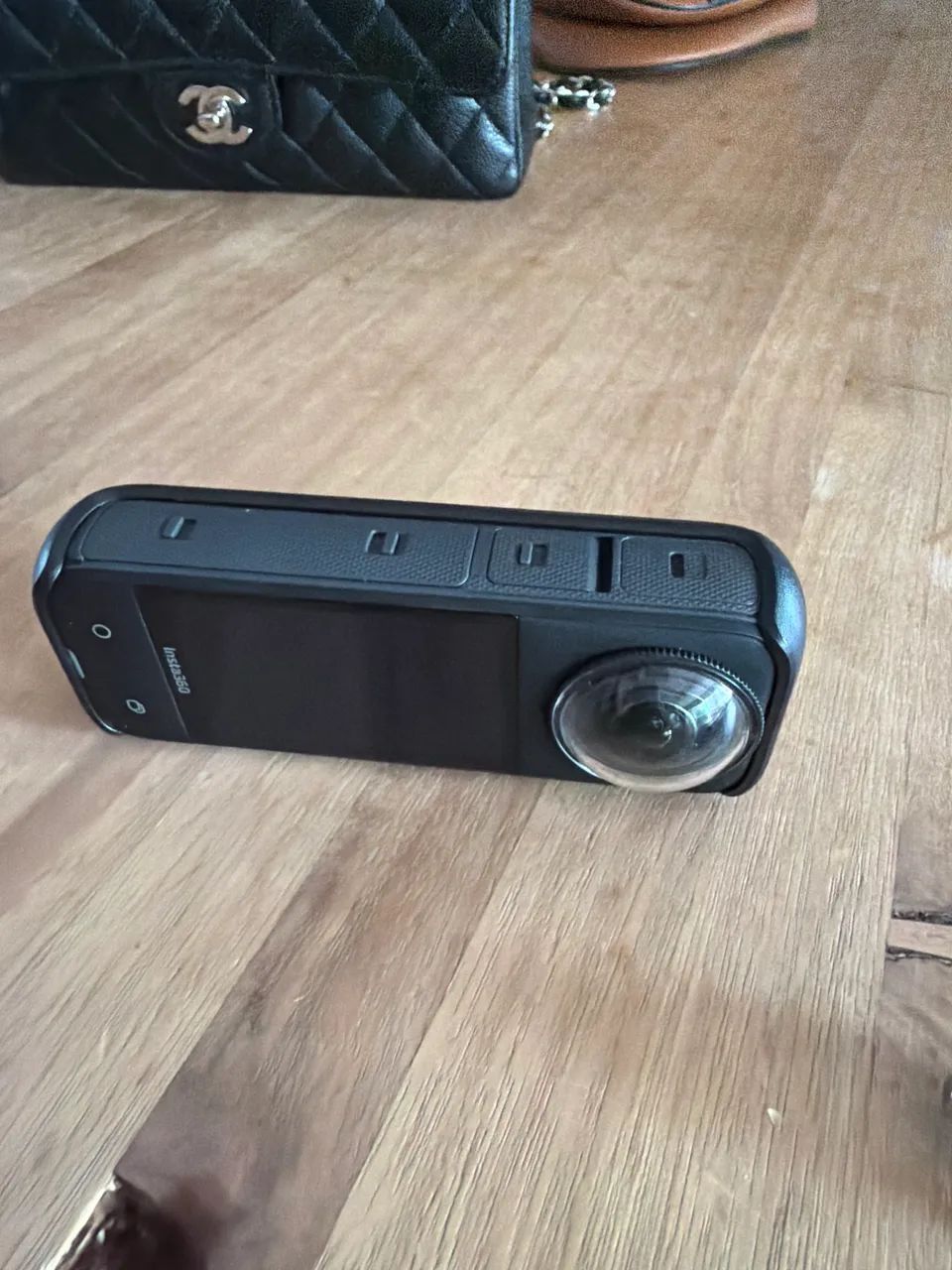 Insta 360 x4432957748832512001