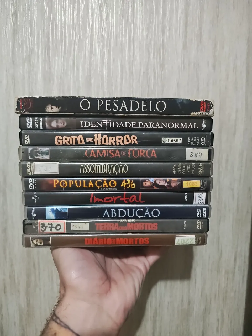 Box Terror VHS: Evil Dead & O Massacre da Serra Elétrica - Livros