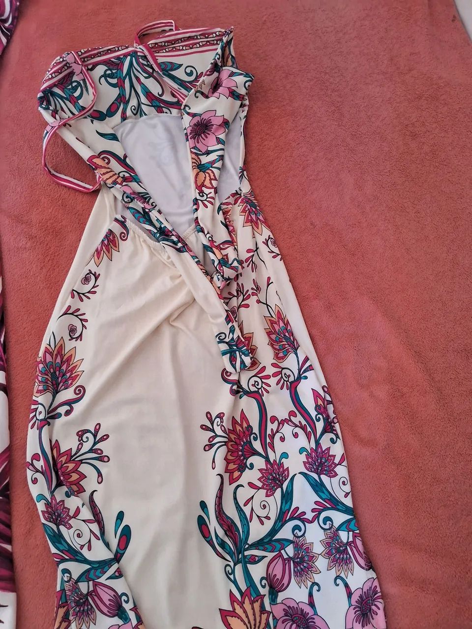 2 vestido novos lindos - Foto 3
