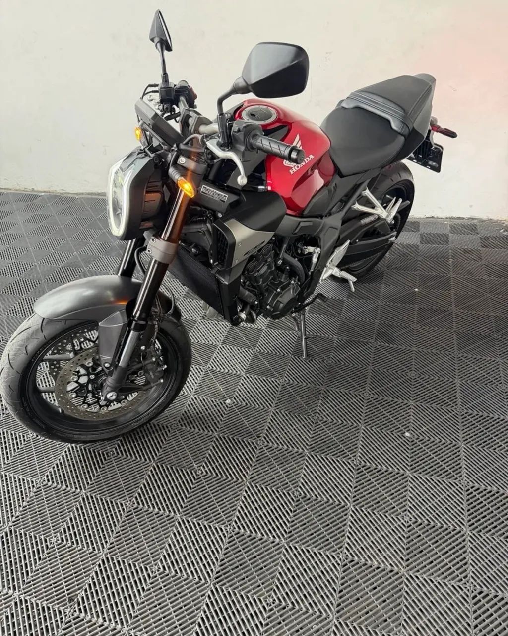 Honda CB 650 E-Clutch - Foto 3