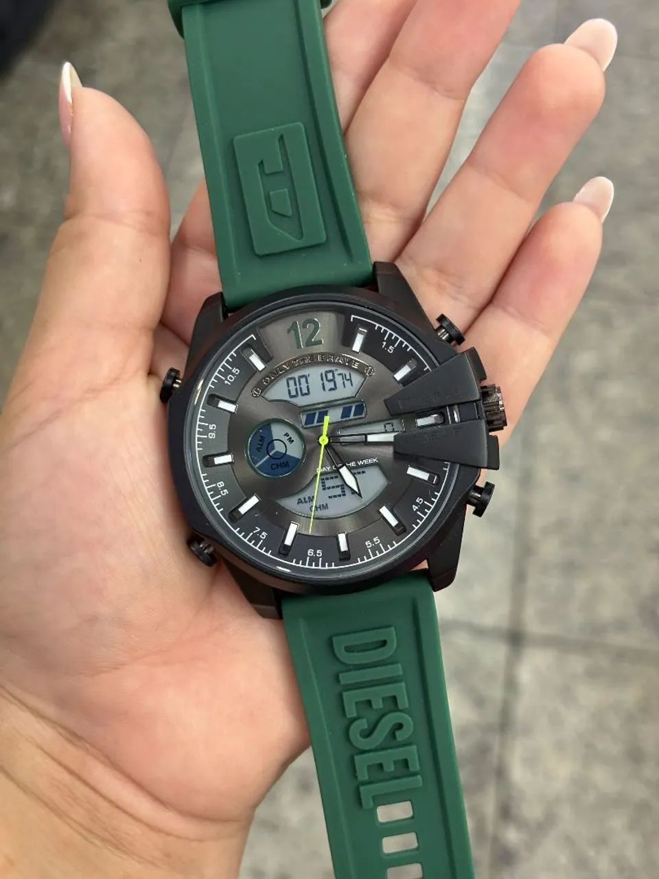 Relógio Robusto Tam 52mm Digital e Analógico Envio Rápido  - Foto 2