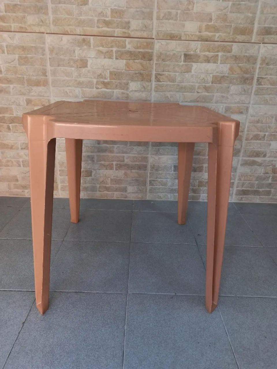Conjunto de mesa com cadeira plásticas - Foto 5