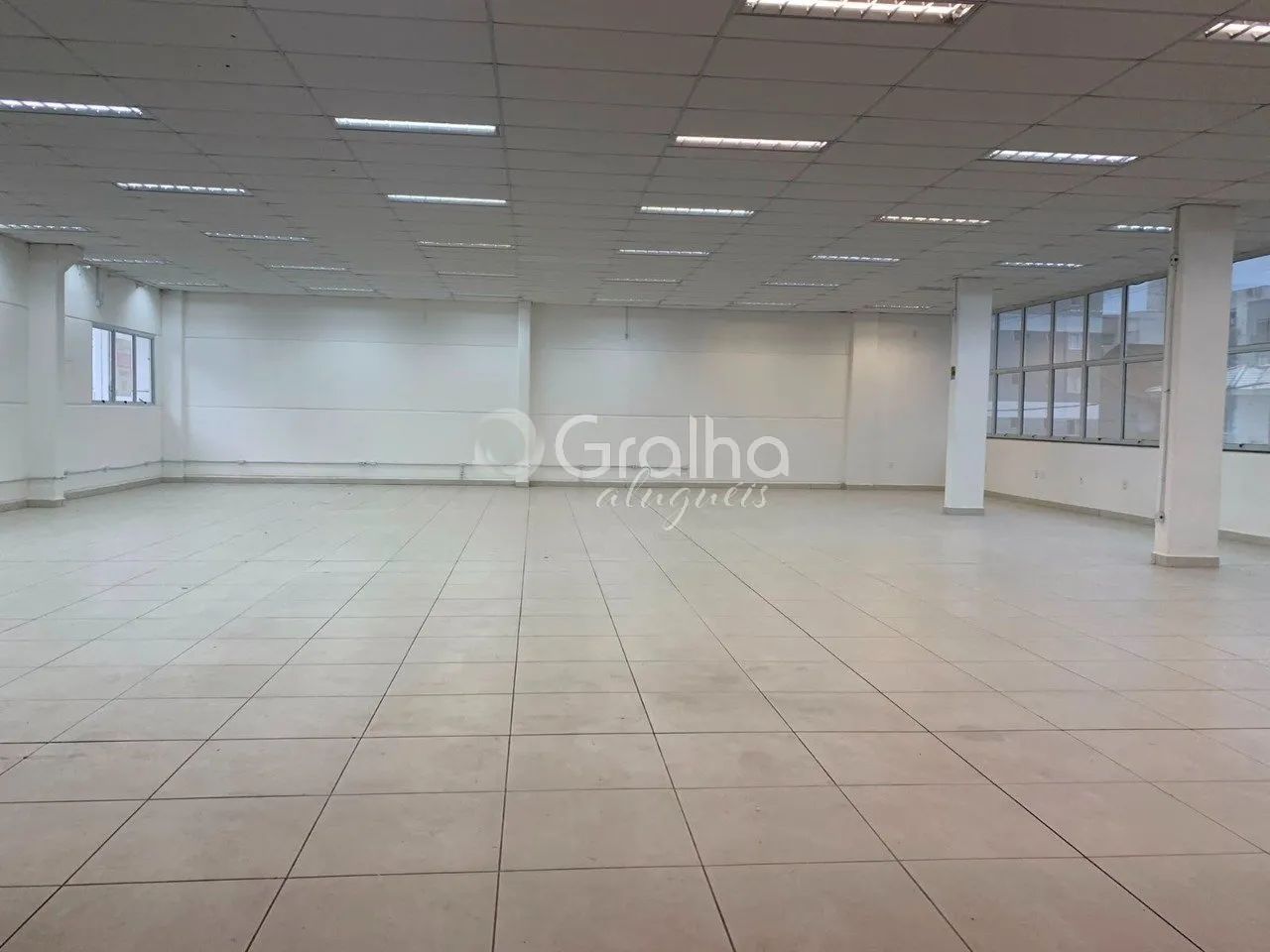 Sala comercial com 290m² centro de Palhoça - Foto 3