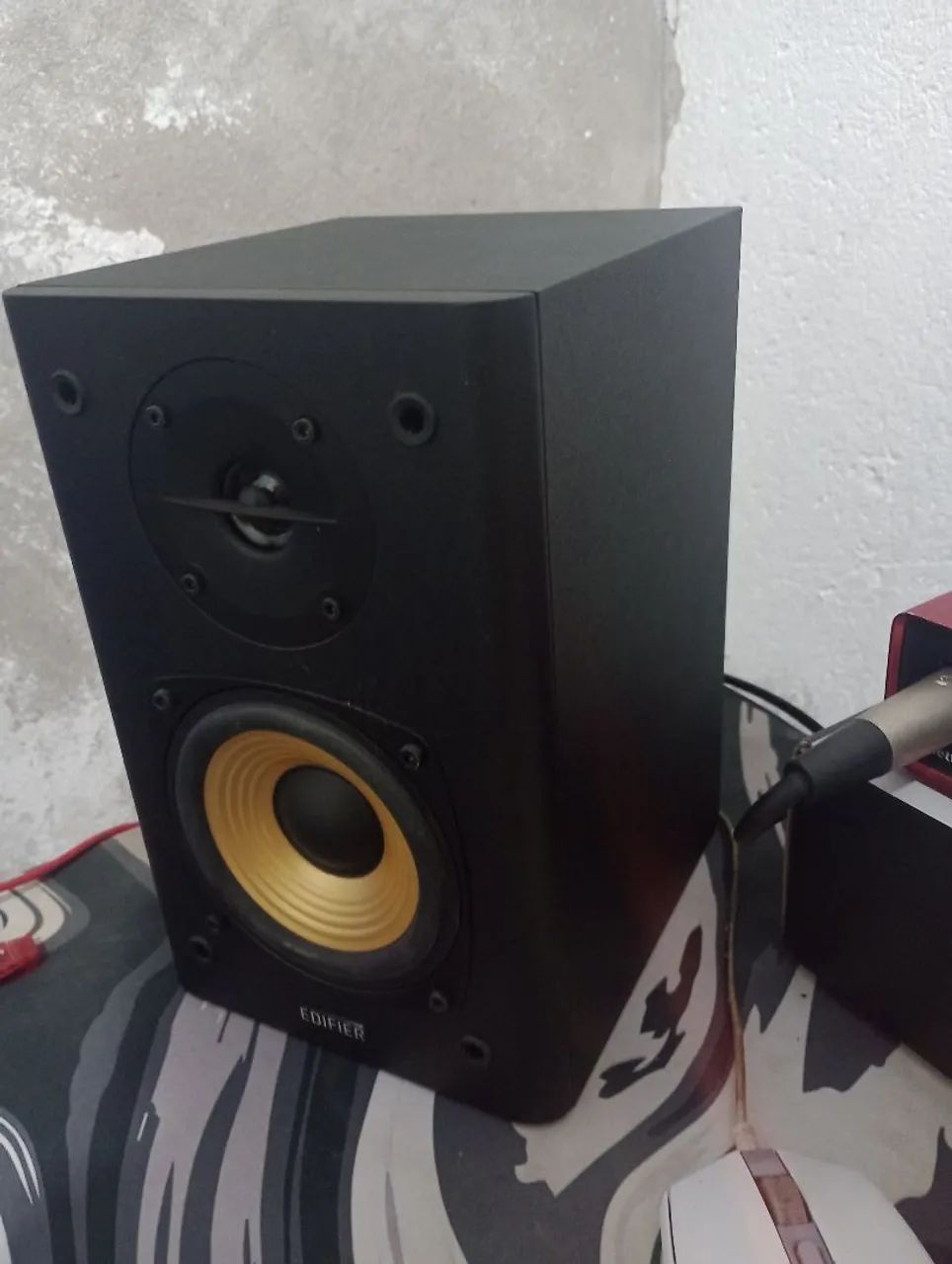PAR DE MONITORES DE AUDIO EDIFIER R1000T4 - Foto 2