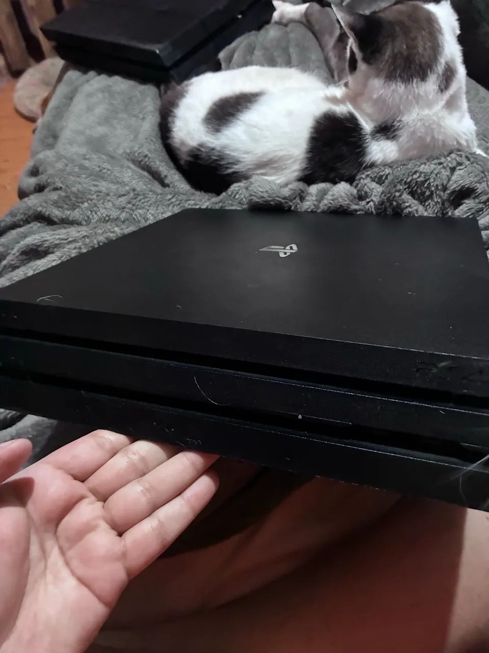 PlayStation 4 Pro usado - Foto 2