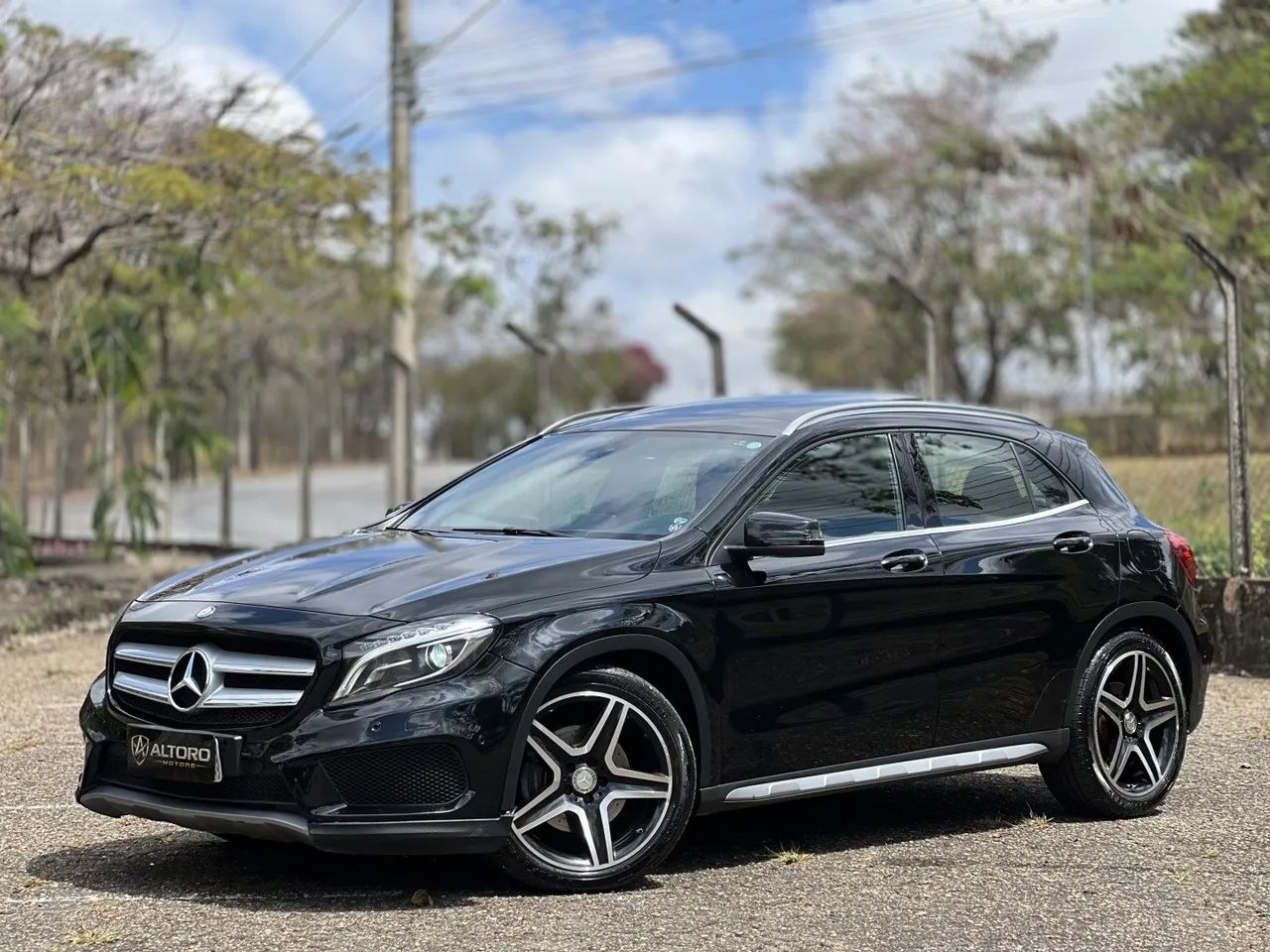Mercedes-Benz GLA 250 Sport TB 16V 4X4 211cv Aut. 2017