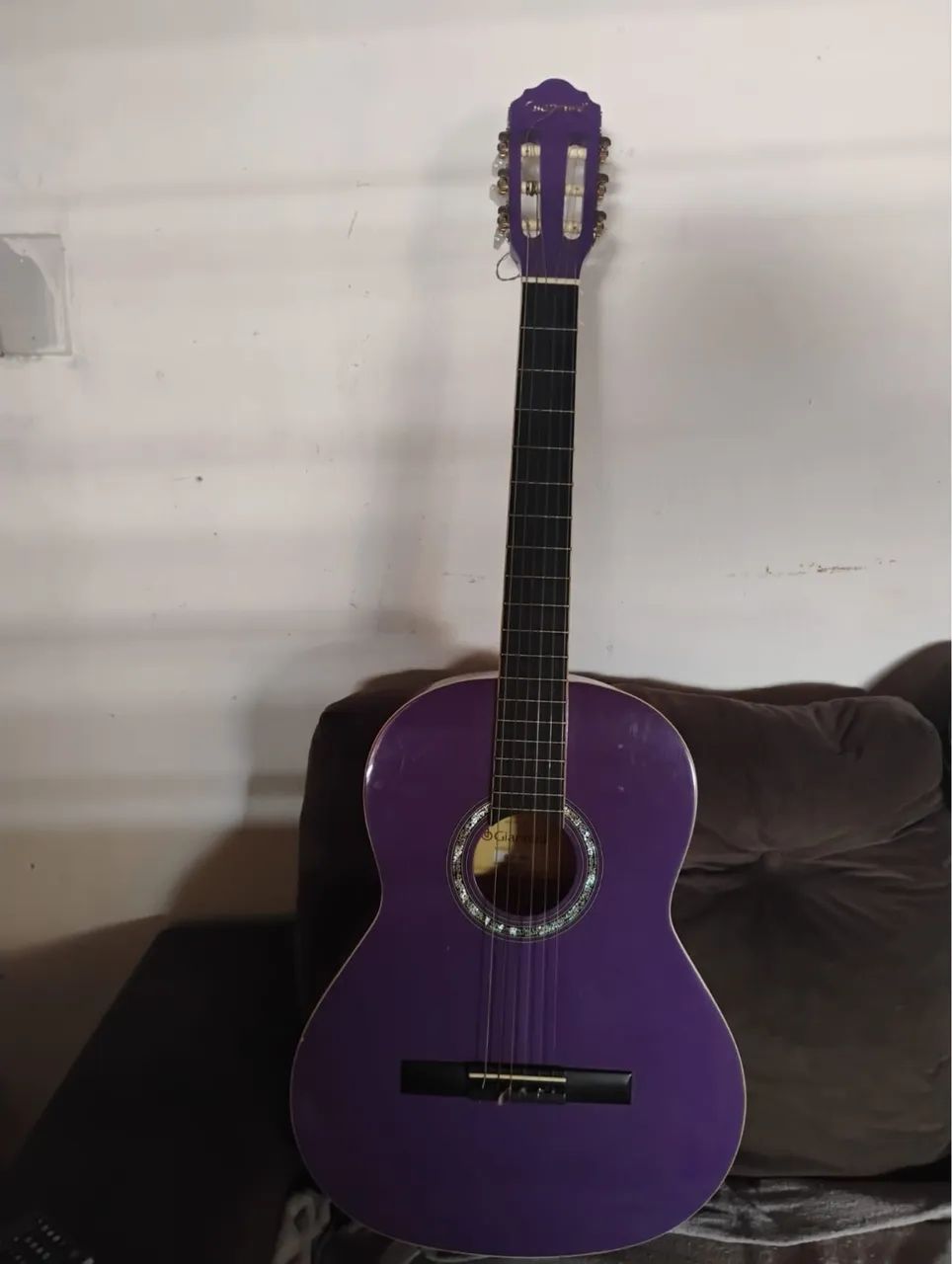 Violão lilás gianine