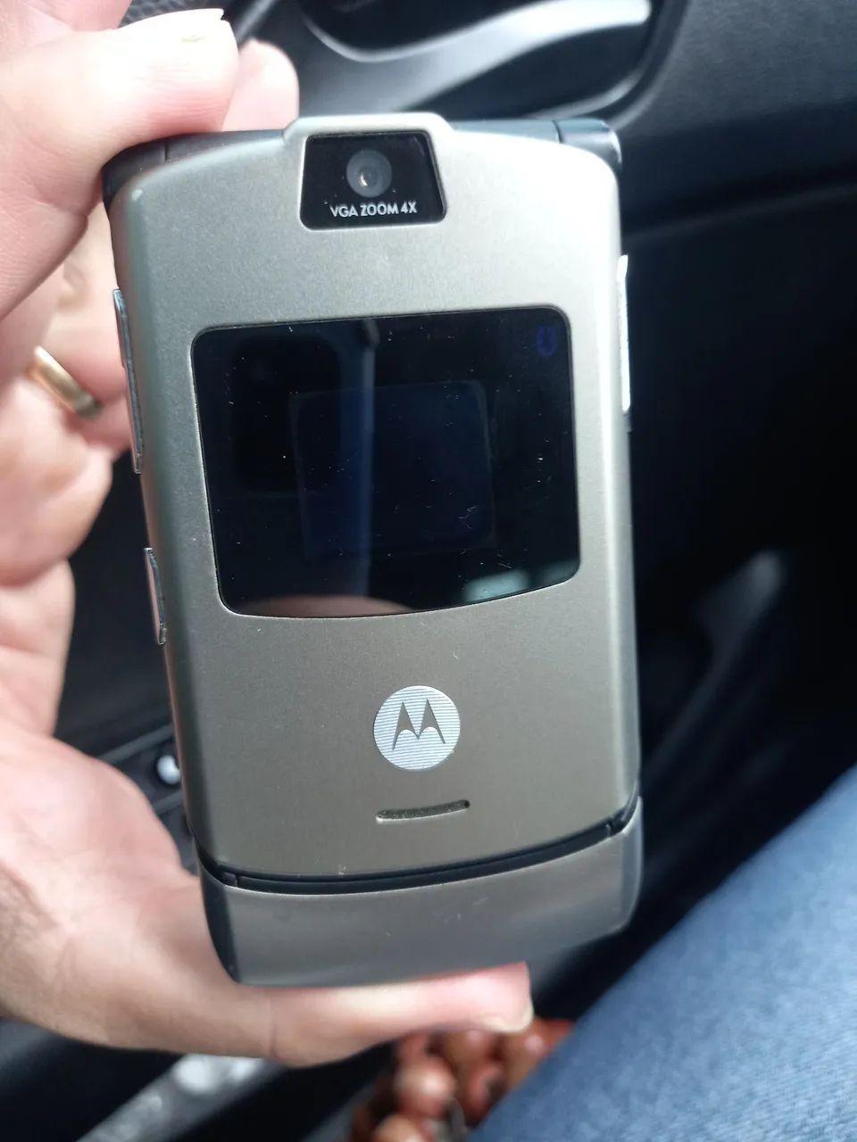 Celular antigo Motorola V3 usado