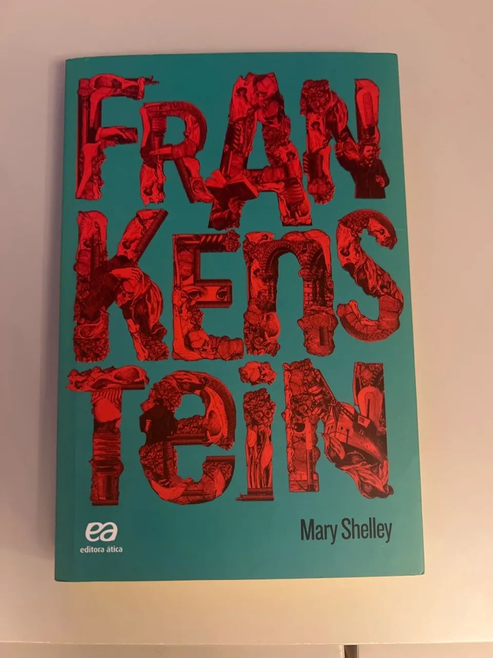 Livro Frankenstein 