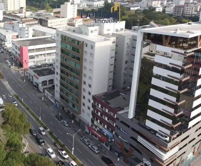 APARTAMENTO AMPLO NO CENTRO DE TUBARÃO - EDIFÍCIO ZANDAVALLE