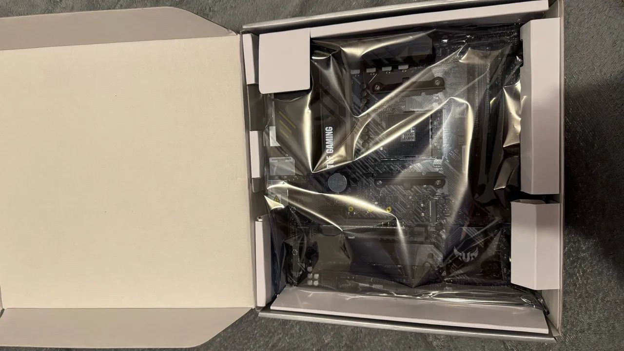 Placa mãe - TUF GAMING B550M PLUS - Foto 3