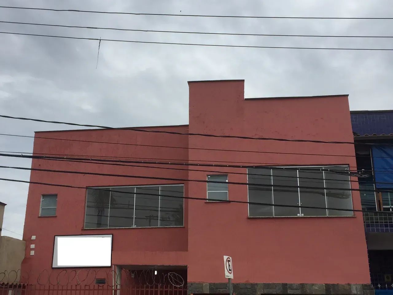 Conjunto de Salas - Aluga-se Juntas ou Separadas - Excelente localização - Foto 2