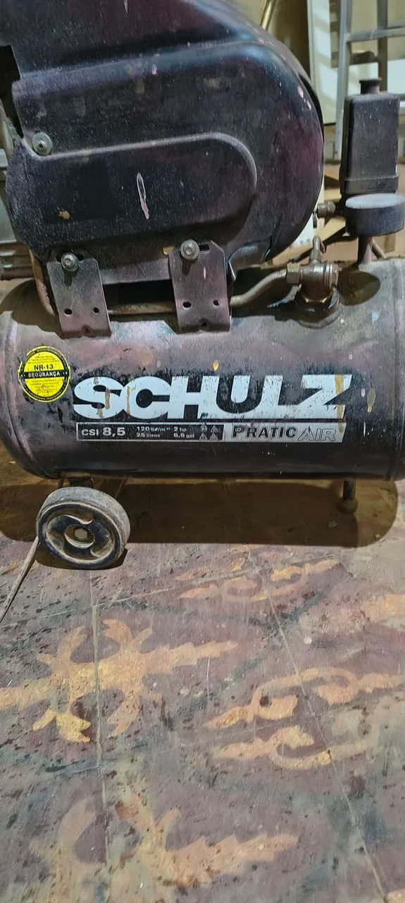 Compressor schuz
