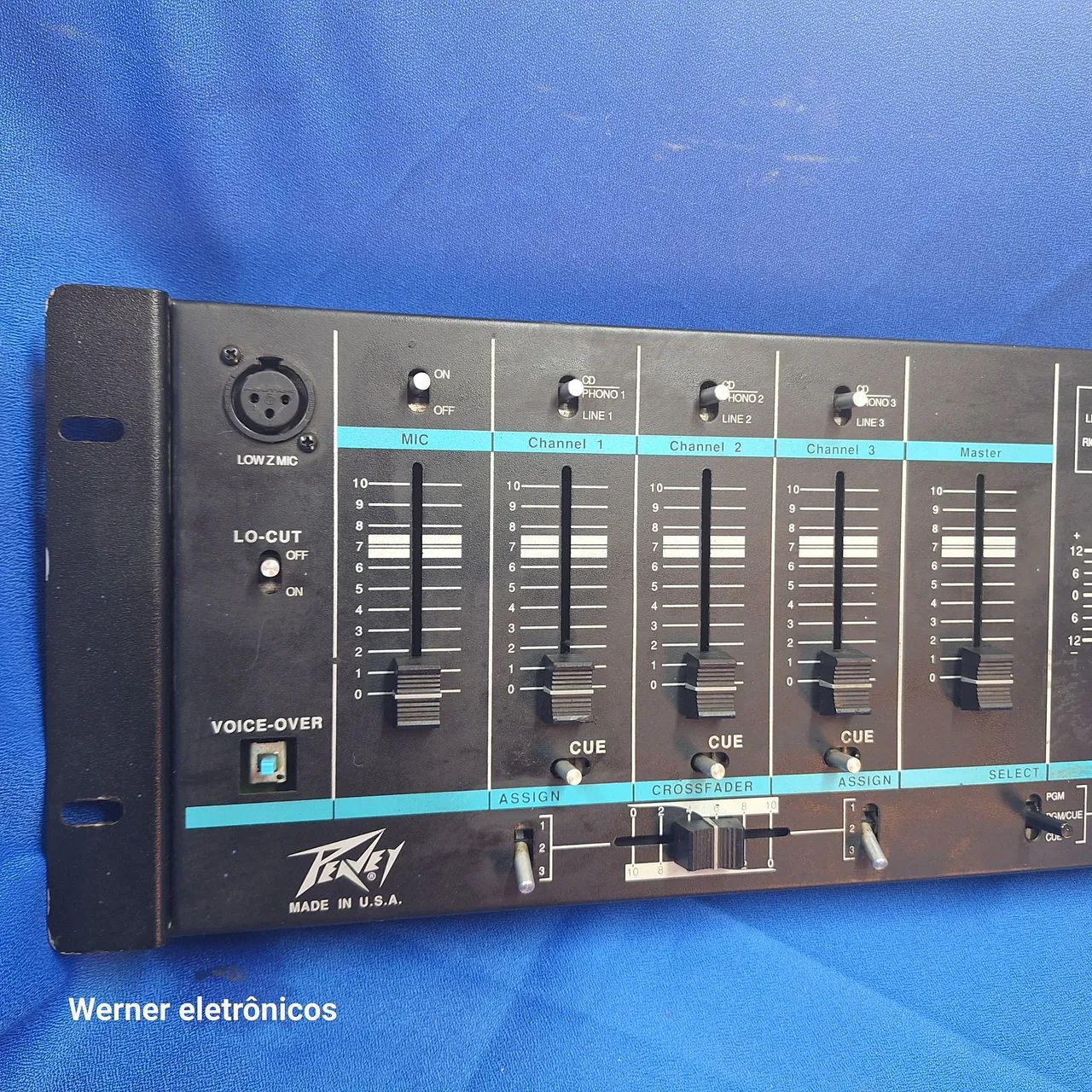 Mixer peavey Cd Mix 7032 A - Equipamentos e Acessórios de Som