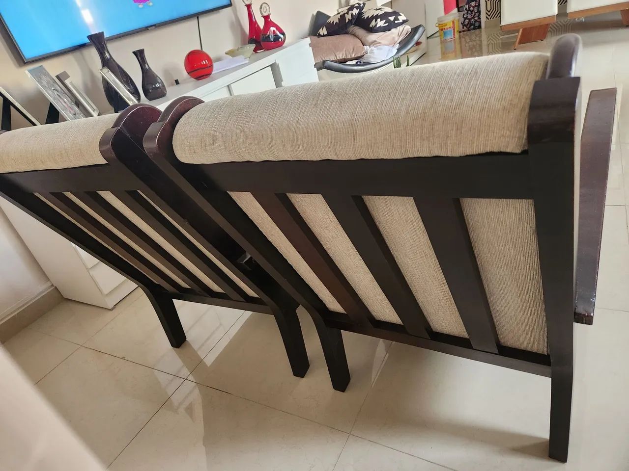 Conjunto 2 poltronas madeira maciça  - Foto 4