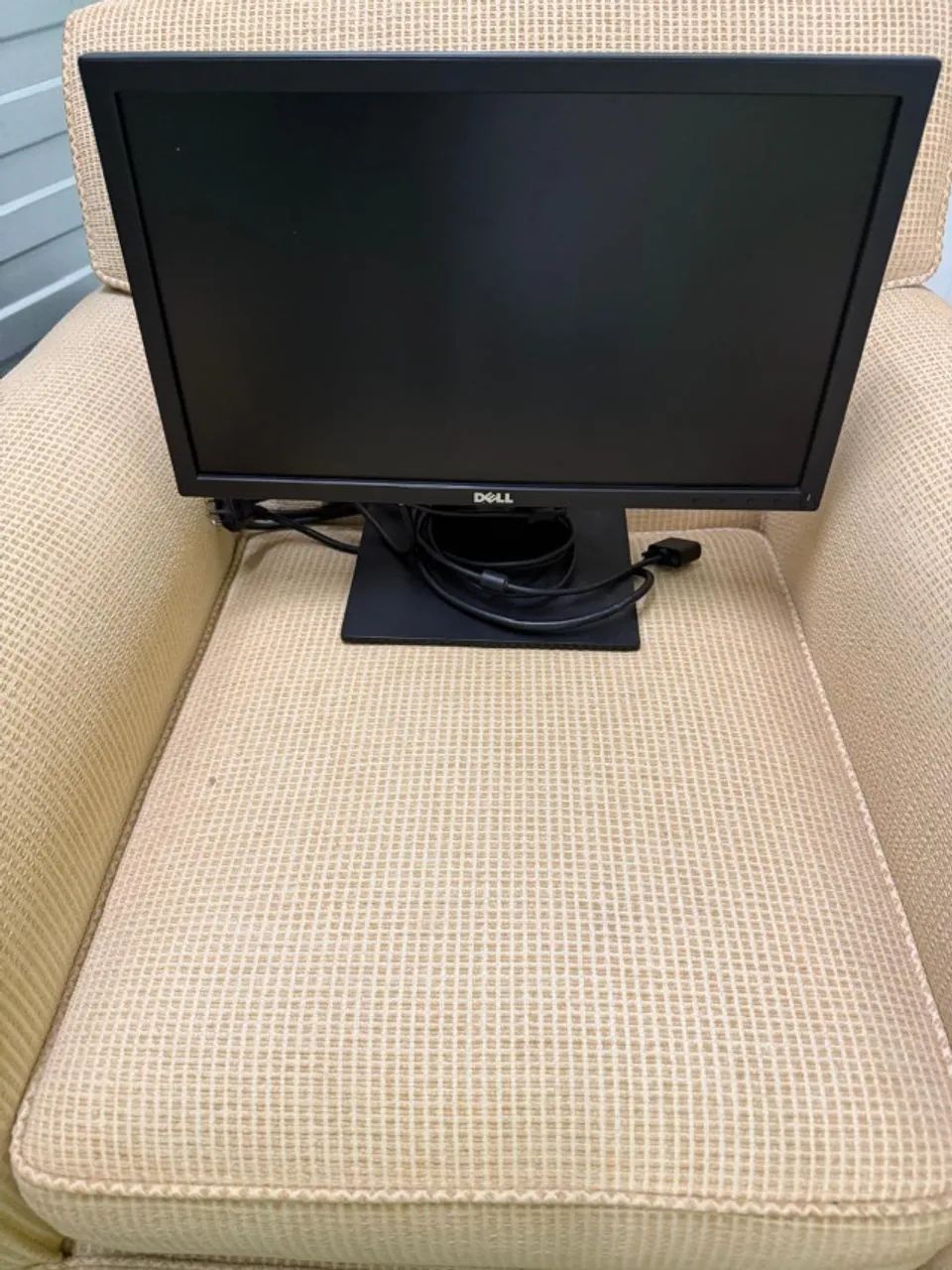 Monitor DELL E1916HF 18,5"