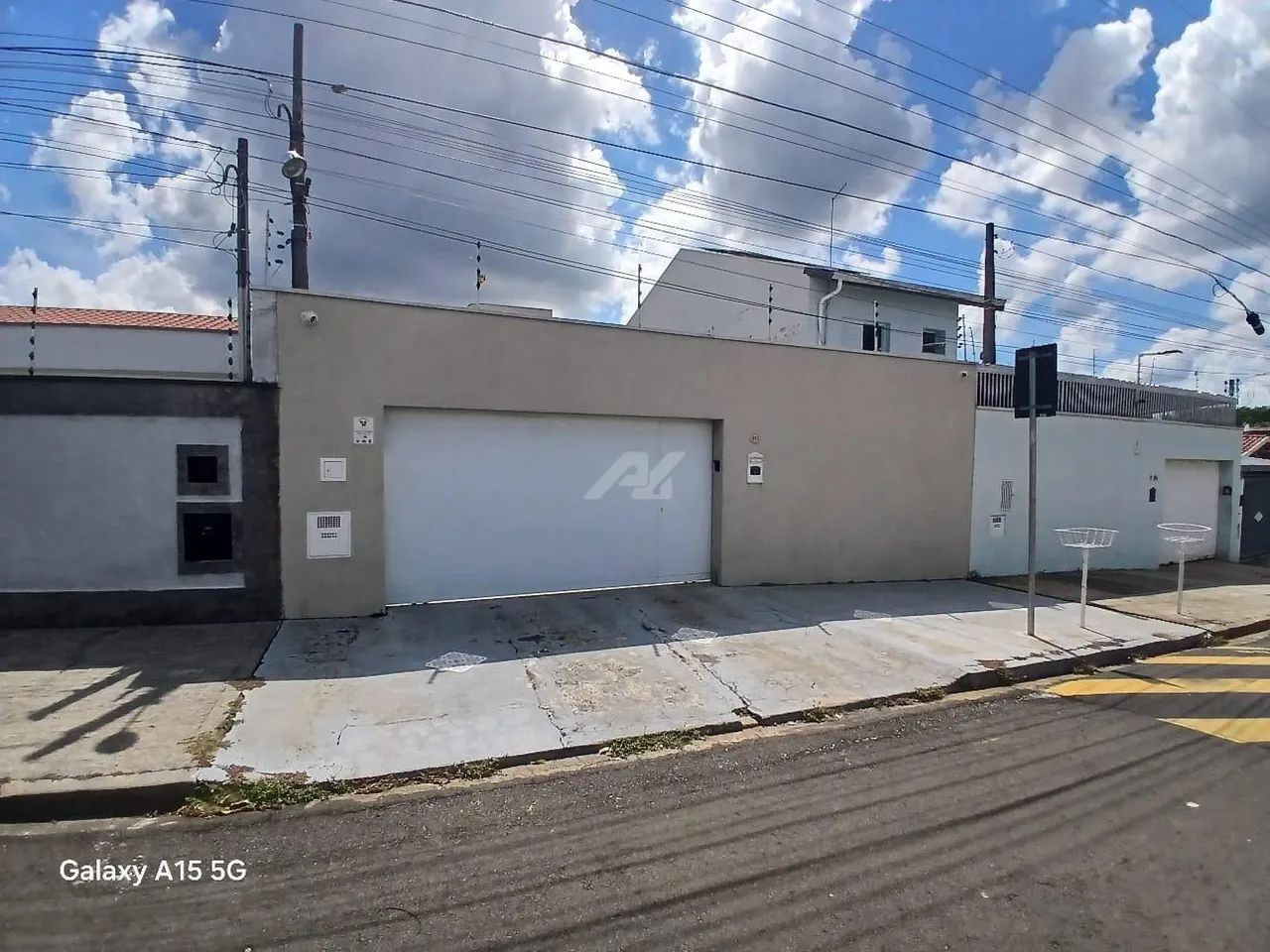 Casa 3 dormitórios a venda