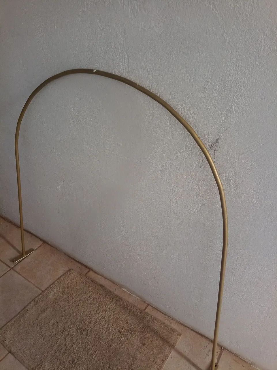 Vendo esse aro para vestiário  - Foto 2