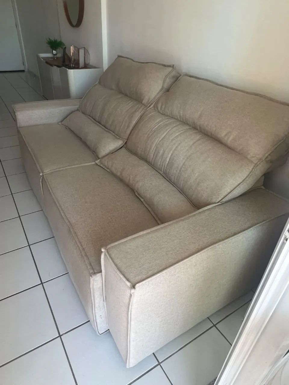 Vende-se sofá novo, tamanho 2,20 m - Foto 2