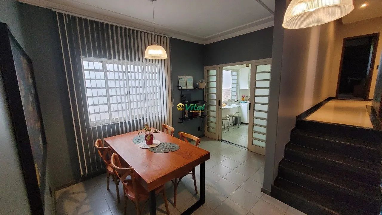 Casa Colonial no Nova Gameleira - 360m²