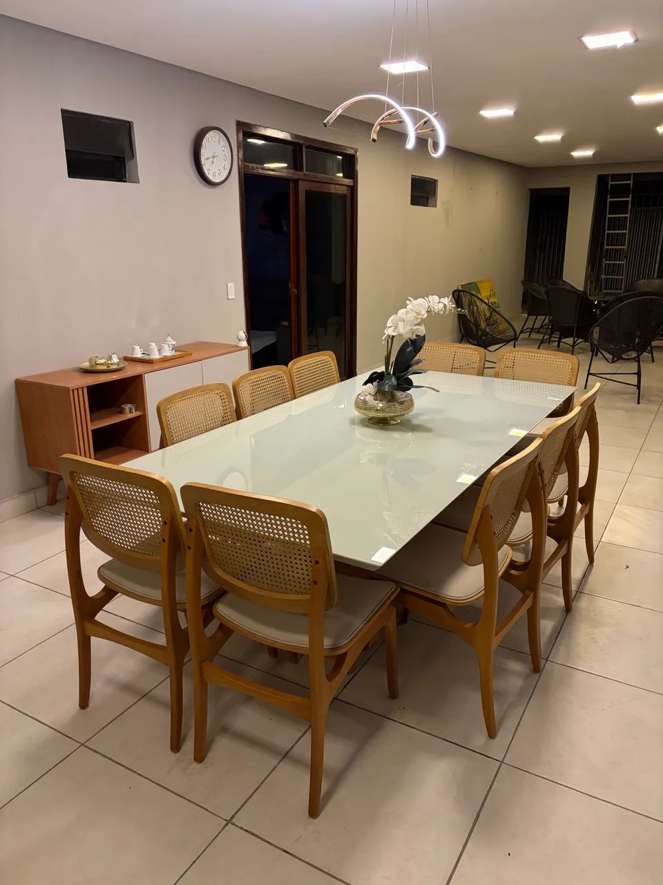 Mesa 10 cadeiras madeira maciça 