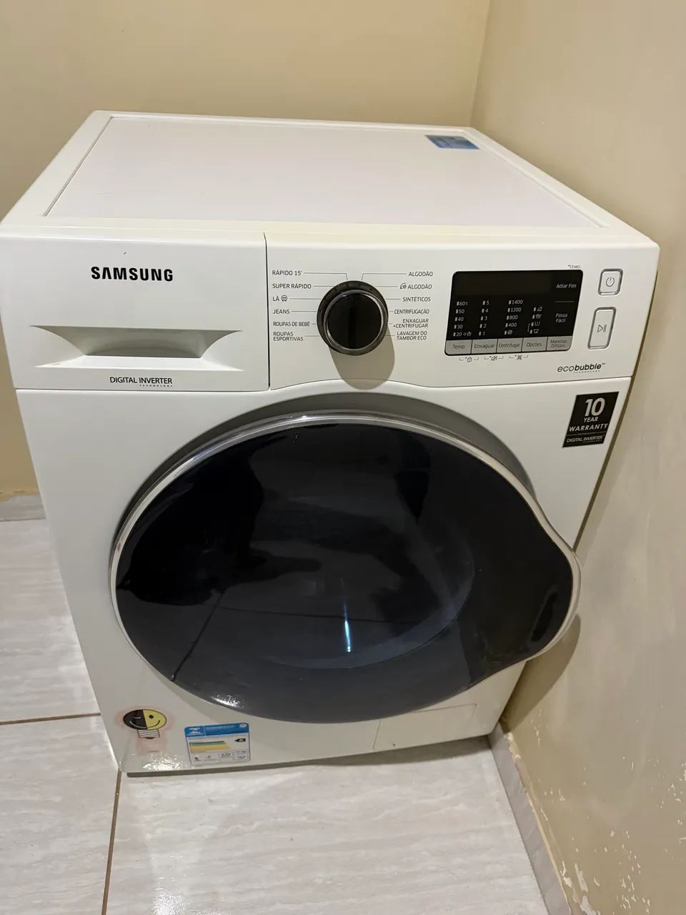 Vende-se uma Lava e Seca Samsung 11kg