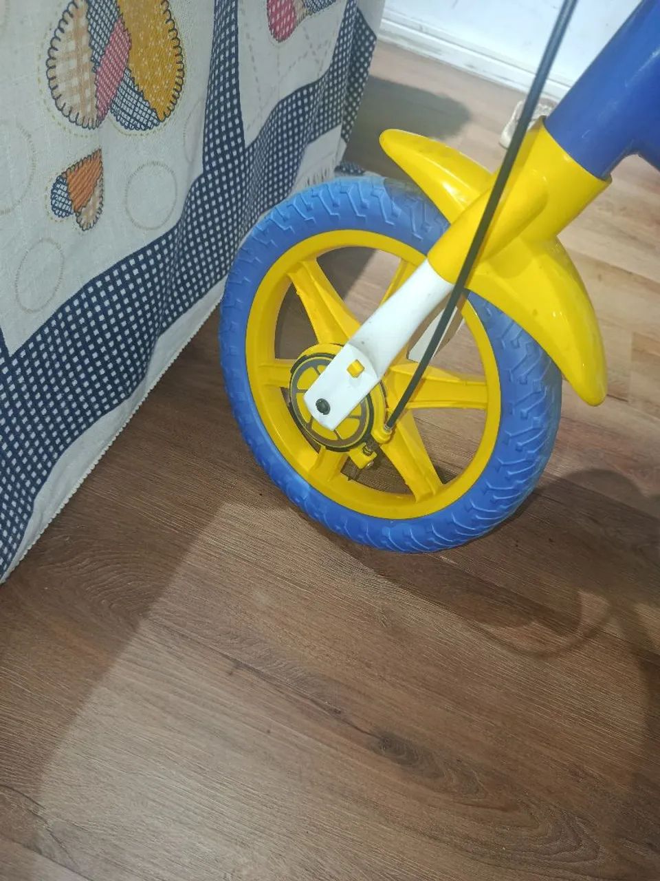 Bicicleta infantil aro 12 - Foto 2