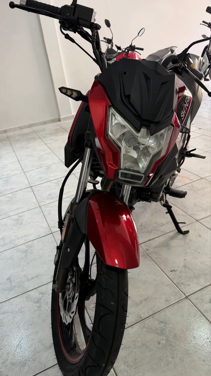 Oportunidade! Moto com baixa Km - Foto 2