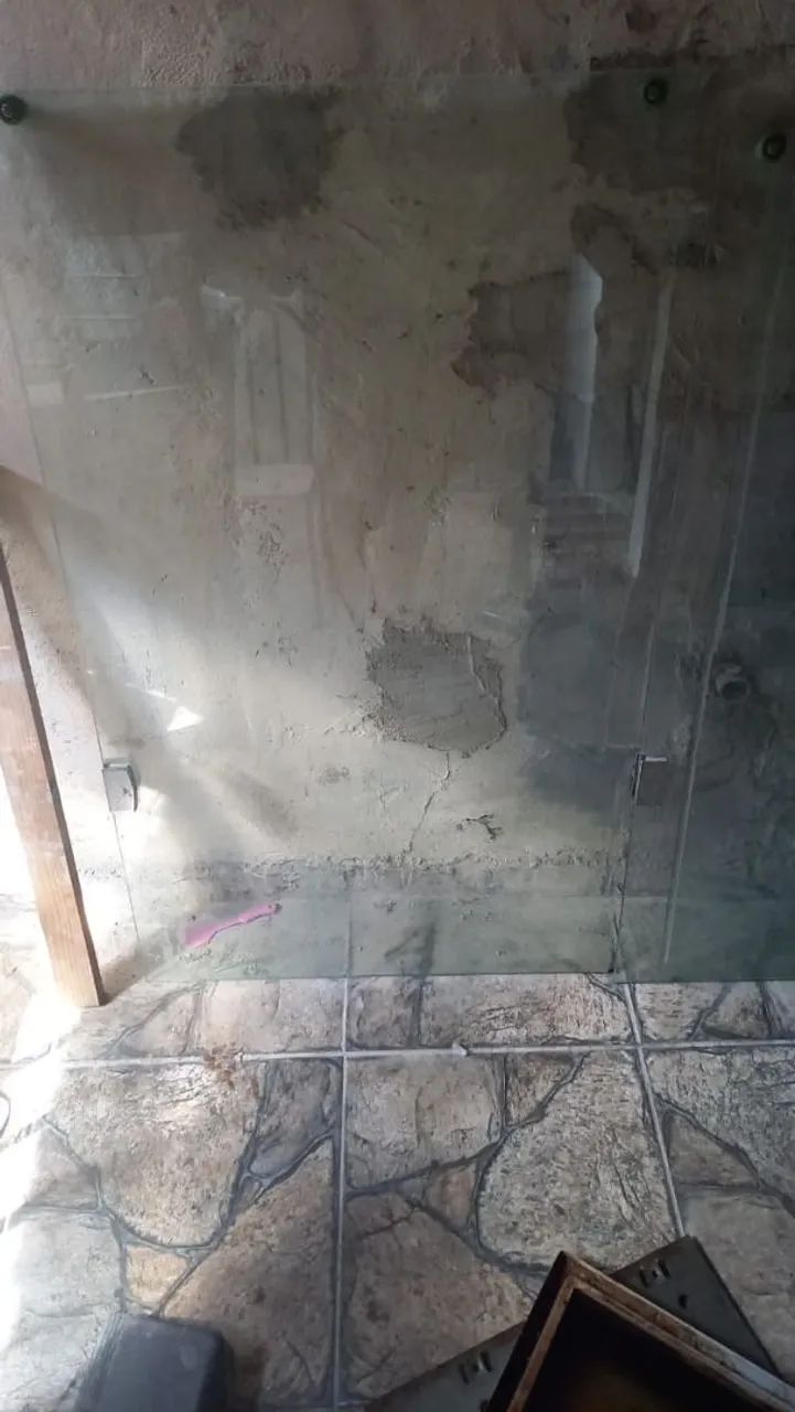 PORTA DE VIDRO E JANELA COMPLETA E CUBOS DE VIDRO   - Foto 3