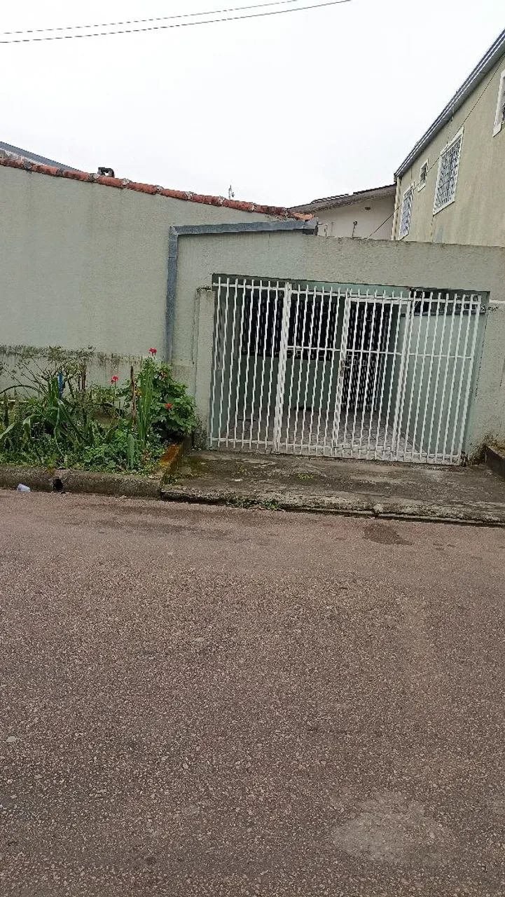 Casa com 4 pecas