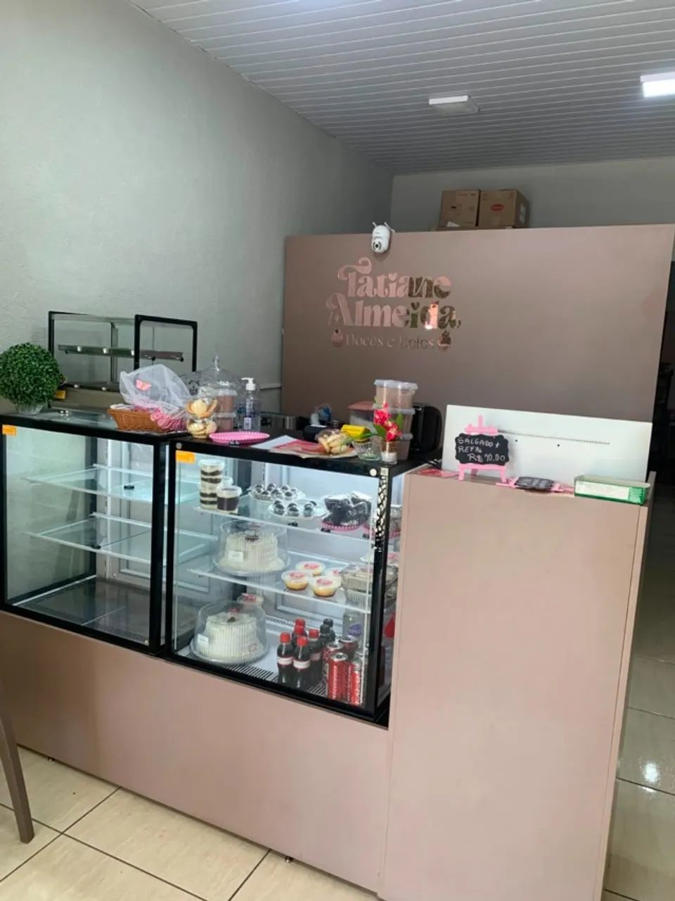 Vitrine Refrigerada e Quente (Seca) Confeitaria  - Foto 5
