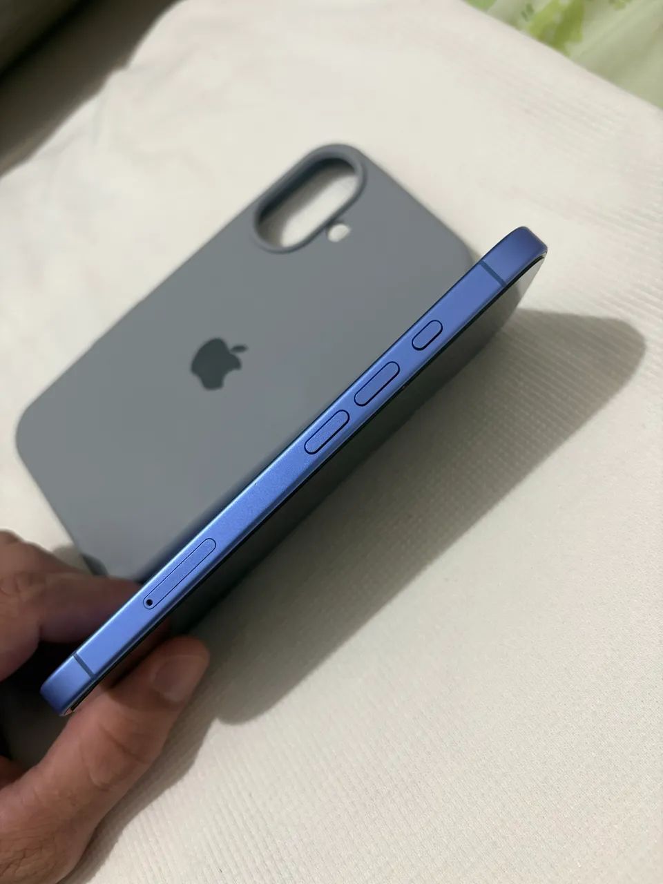 Iphone 16 - 128g - nota fiscal da aplle e caixa - Foto 4