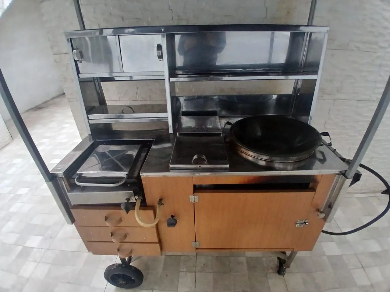 Carrinho de Lanches/ Hot dogs/  Inox - Pouco Usado - Completo - Foto 2