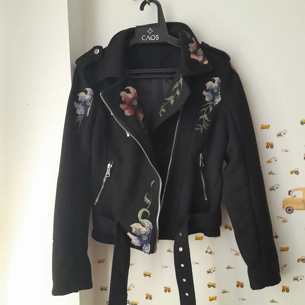 Vendo algumas peças de roupas desapego 