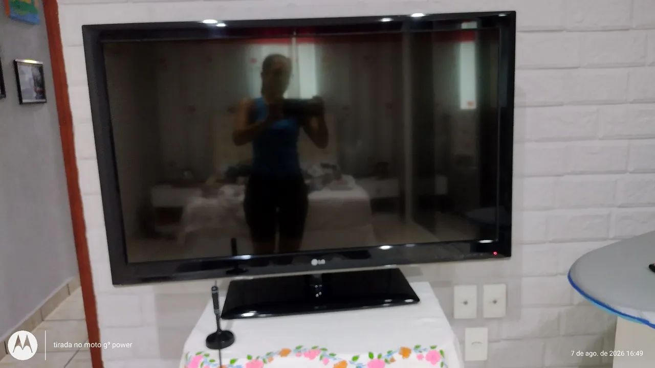 Televisão 42 polegadas com defeito 