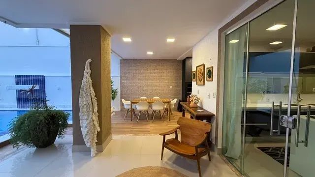 Quatro Suítes com Espaço Gourmet e Piscina
