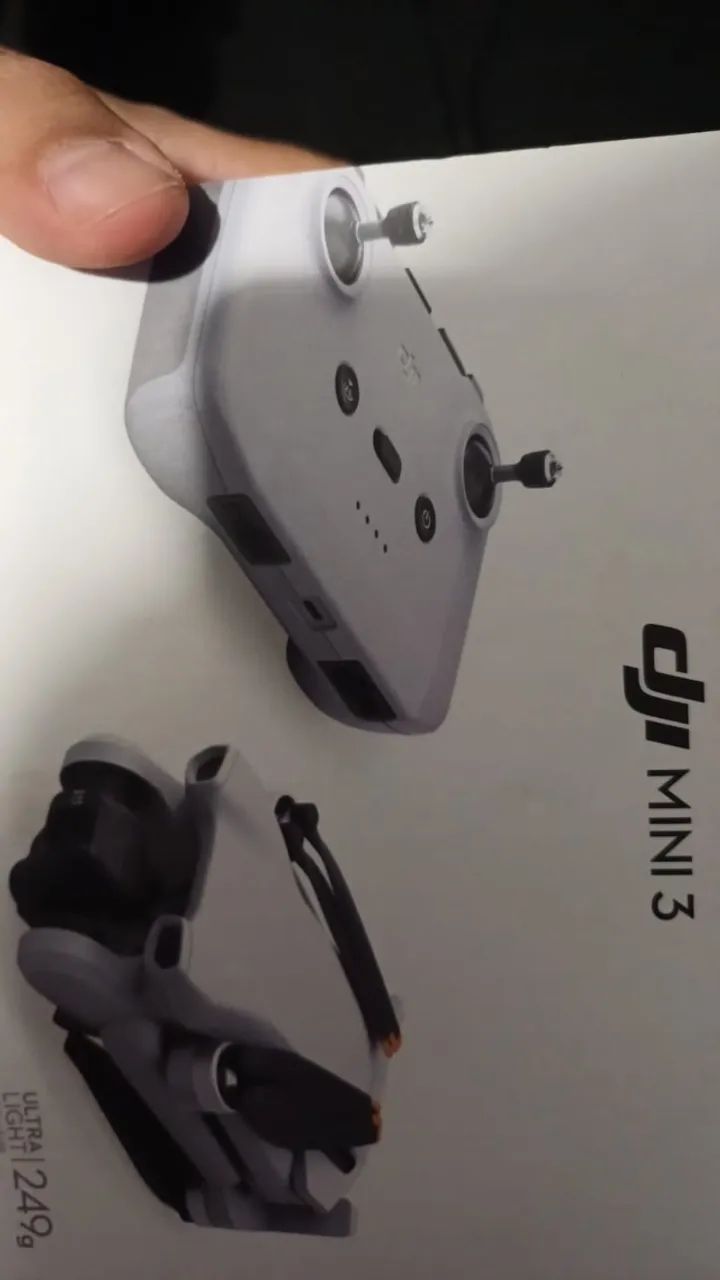 Drone DJI 3 com controle com tela (troco apenas por ps5) - Foto 3