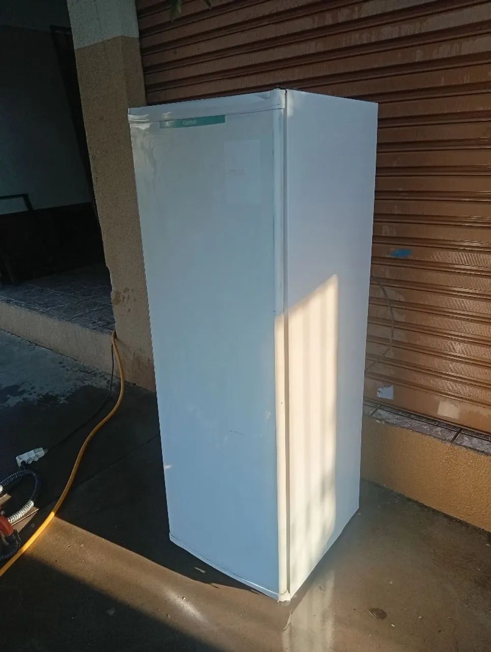 Freezer vertical vendo ou troco  - Foto 2