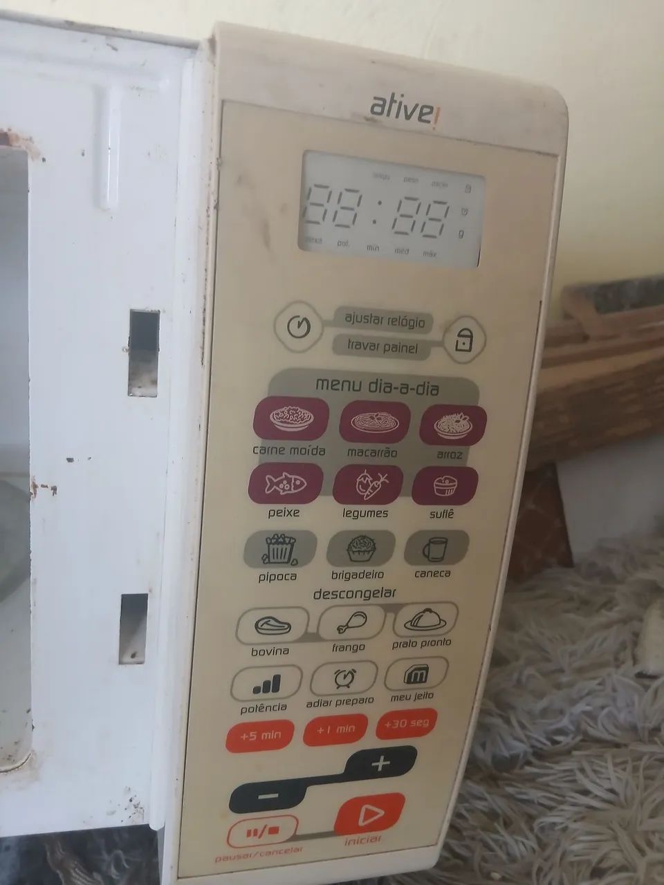 Vende-se microondas para retirada de peças - Foto 4