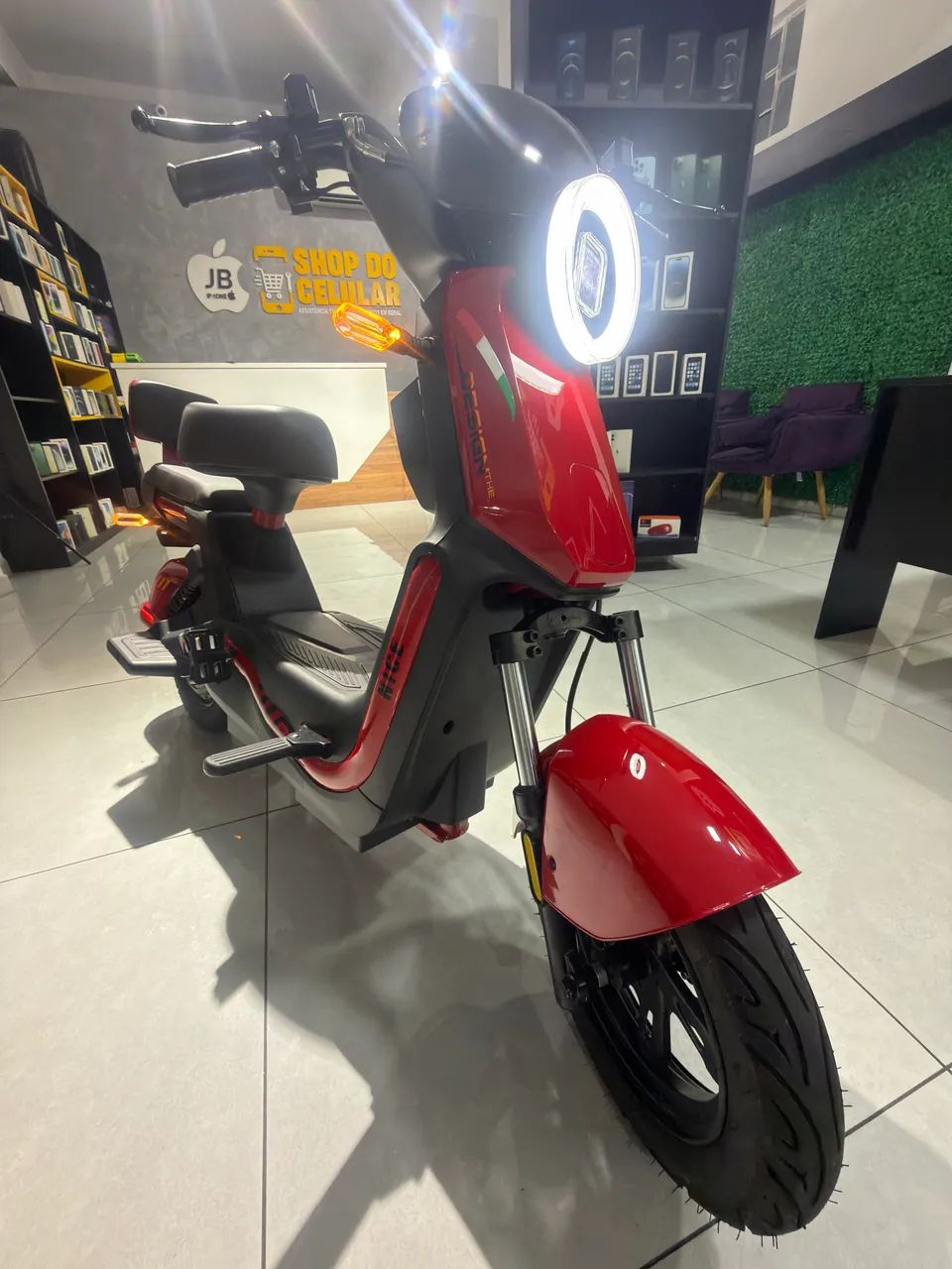 Scooter elétrica 