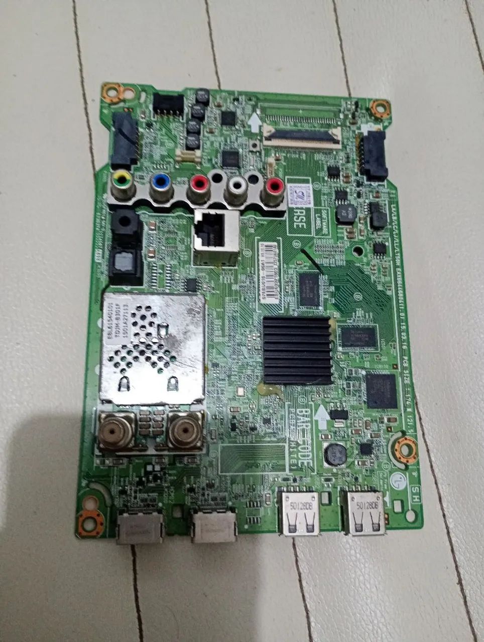 Placa central da TV LG modelo 49lh5700
