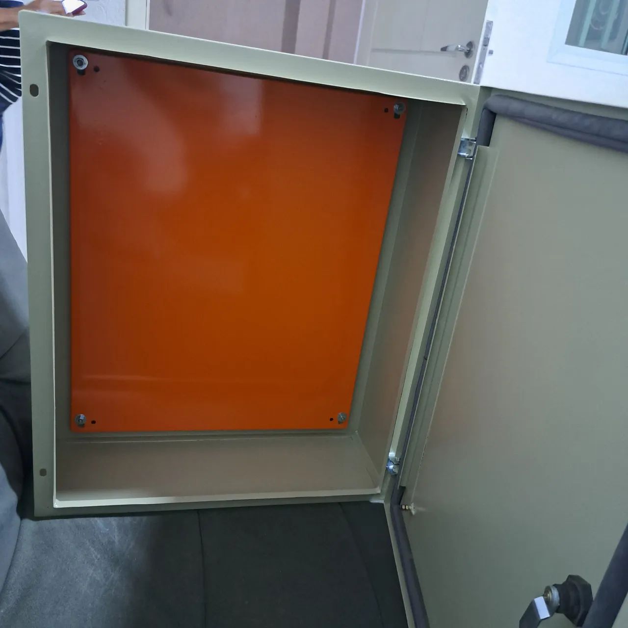 Caixa metálica para painel elétrico  - Foto 2