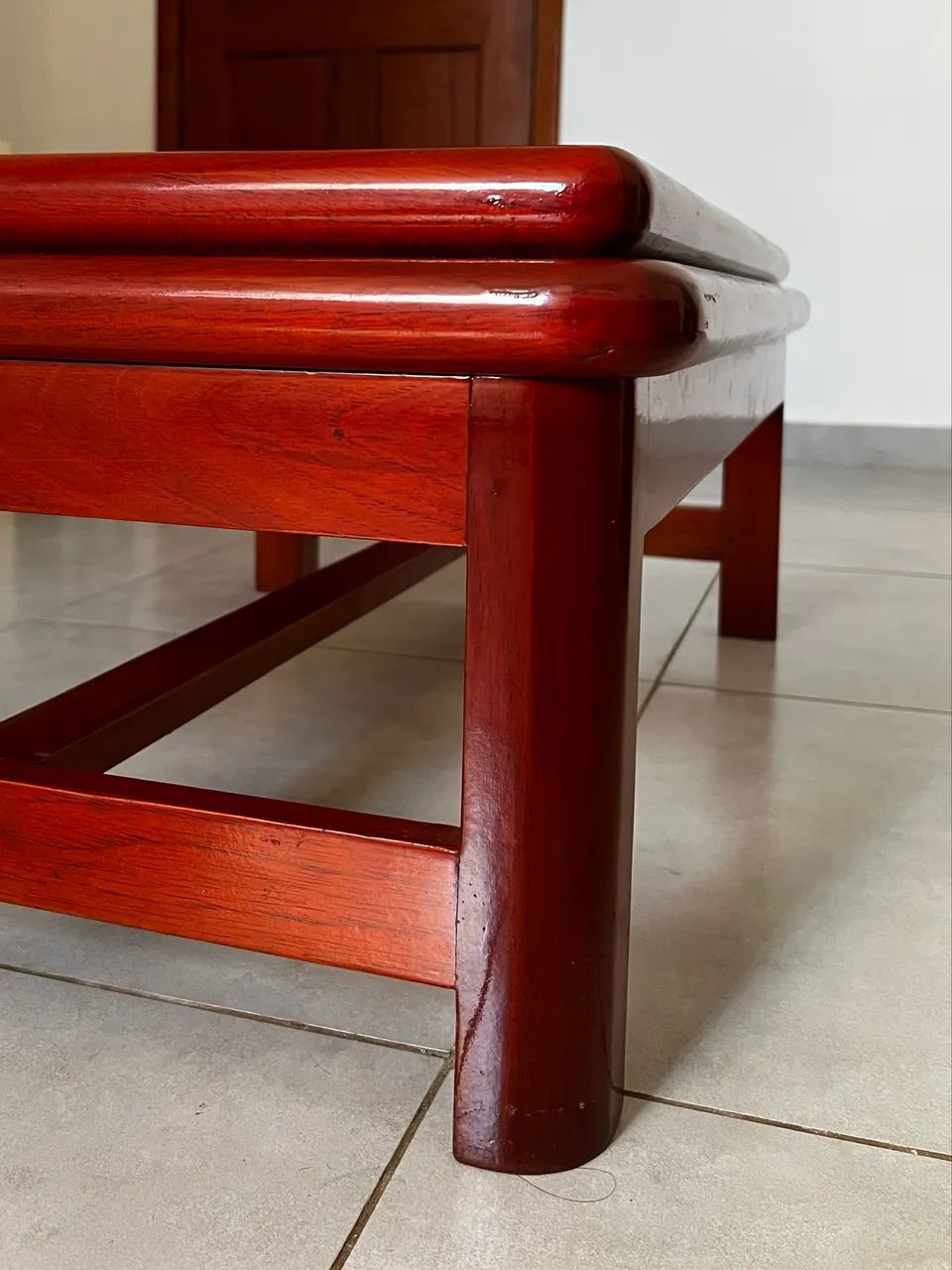 Mesa de centro em Mogno  - Foto 4