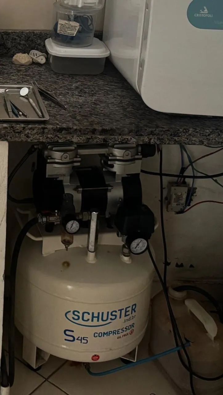 Compressor odontológico